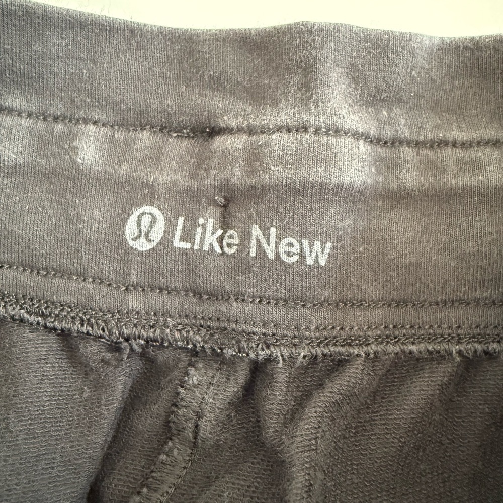 Lululemon Inner Glow Short - Picture 6 of 9